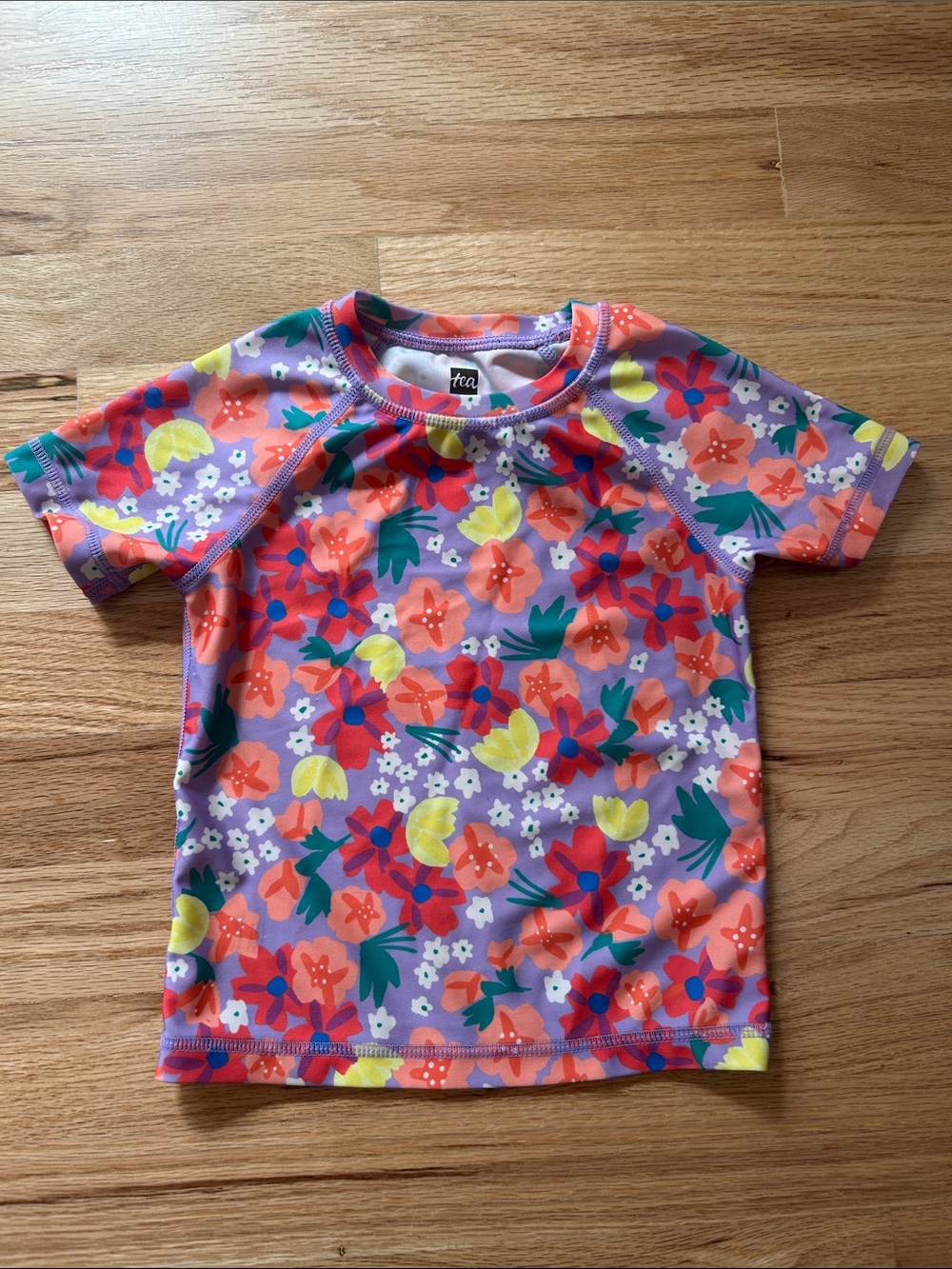 Tea Collection Short Sleeve Rash Guard - Picture 2 of 4